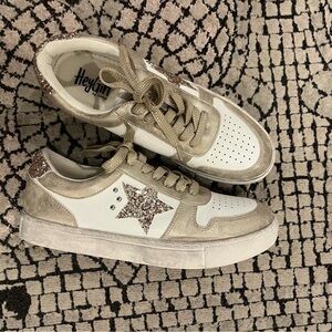 Hey Girl by Corkys supernova sneakers